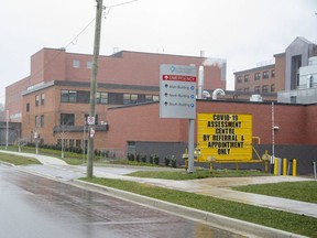 St. Thomas Elgin General Hospital opened COVID-19 assessment centre in St. Thomas, Ont. (Derek Ruttan, The London Free Press)