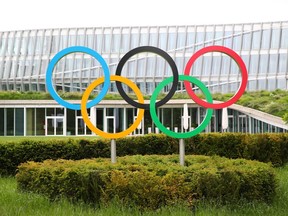 The Olympic rings are pictured in front of the International Olympic Committee (IOC) headquarters during an online Executive Board meeting amid the coronavirus disease (COVID-19) outbreak in Lausanne, Switzerland, May 14, 2020. REUTERS/Denis Balibouse ORG XMIT: PPP-DBA04