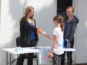 Hanna Municipal Library and Epic Adventures hosted the Summer Reading Challenge kickoff on July 9 at the library parking lot, handing out goodies and signing up students for the program. Misty Hart/Postmedia
