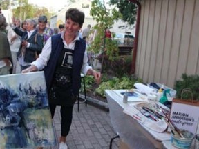 Marion R. Anderson at the Southampton Art Centre’s “Paint Off” in 2019.