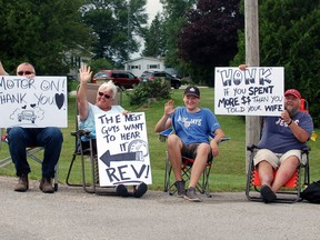 Large gatherings of people greeted the entourage as it glided by the deep waters of Colpoys Bay. The challenges of the Berford Street road closure was well publicized and detours directed the flow through Wiarton Streets to Gateway Haven where the large number of vehicles took a slow stroll past the home or detoured through the front driveway. Most of the residents enjoyed the vehicles from the front entrance or the viewing decks. Many smiling faces and waving hands greeted the motorists.