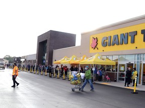 Grand opening of Giant Tiger on Trunk Road in Sault Ste. Marie, Ont., on Saturday, Aug. 29, 2020. (BRIAN KELLY/THE SAULT STAR/POSTMEDIA NETWORK)
