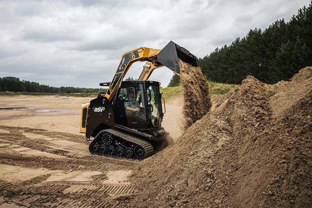 ASV Introduces MAX-Series loaders | Ontario Farmer