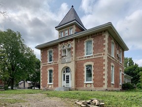 Stratford 'White House' (Cory Smith, The Beacon Herald)