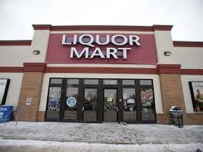 It is mandatory to wear a mask at Manitoba Liquor Marts starting Thursday. (file photo)