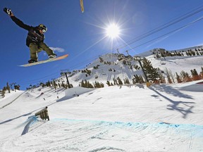 Tyler Nicholson takes a practice run during the FIS Snowboard World Cup 2017 men's snowboard slopestyle during the Toyota U.S. Grand Prix at Mammoth Mountain, Calif., on Jan. 31, 2017.  
Sean M. Haffey/Getty Images