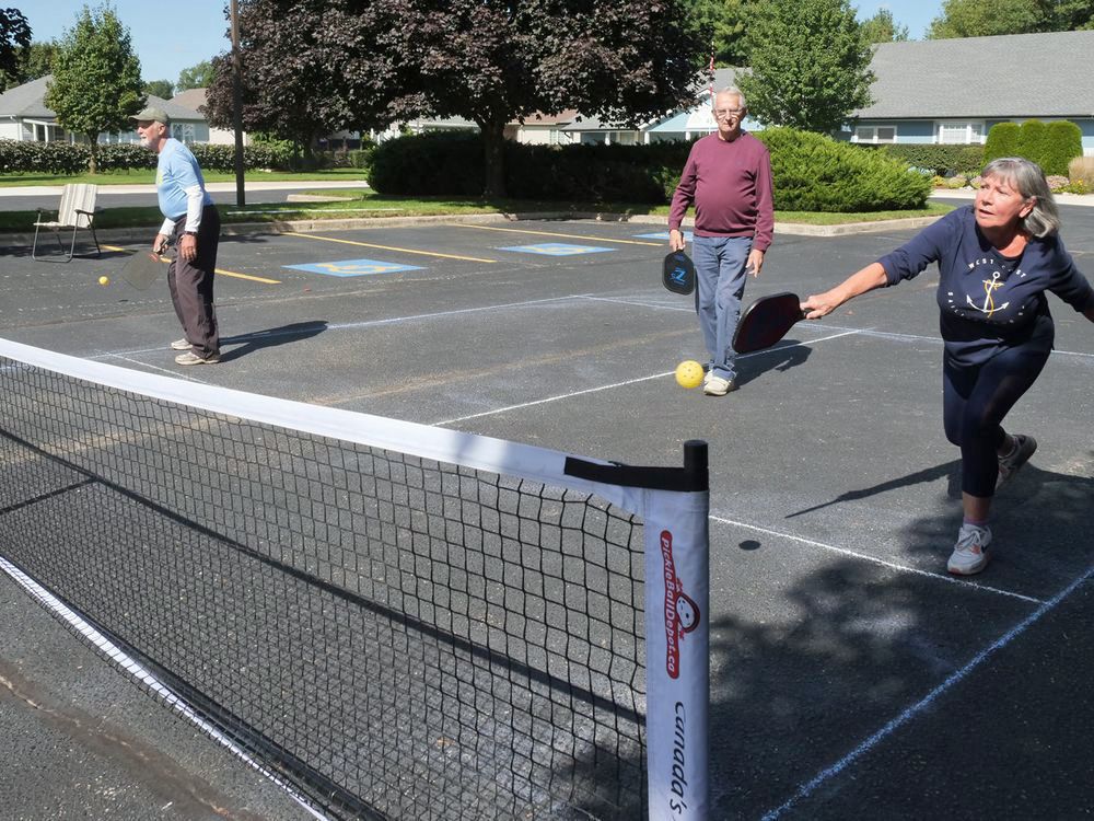 Pickleball introduced to Hickory Hills crowd The Woodstock Sentinel
