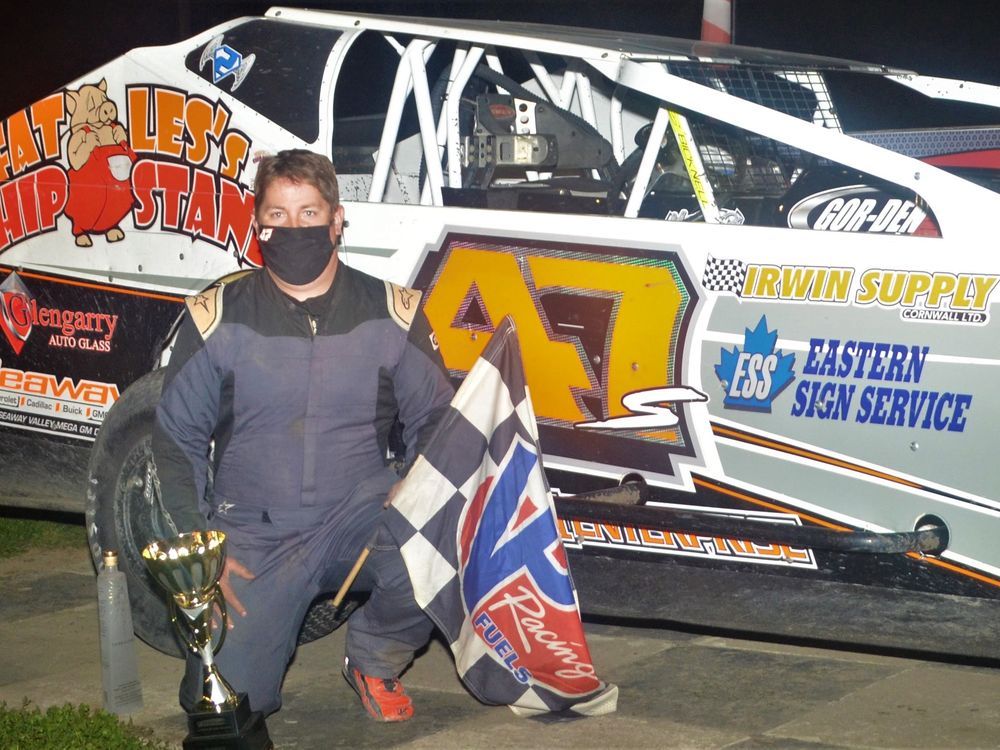 Cornwall speedway going green all the way to Thanksgiving finish line