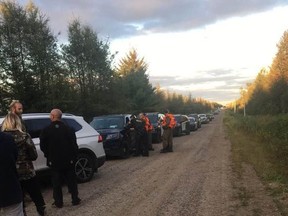 Hundreds of volunteers showed up to search for Lexys and Amber Leonard.TP.jpg