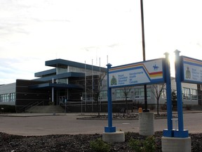 The Wood Buffalo RCMP detachment in Timberlea in Fort McMurray, Alta. on Saturday, October 3, 2020. Laura Beamish/Fort McMurray Today/Postmedia Network ORG XMIT: POS2010191307492971