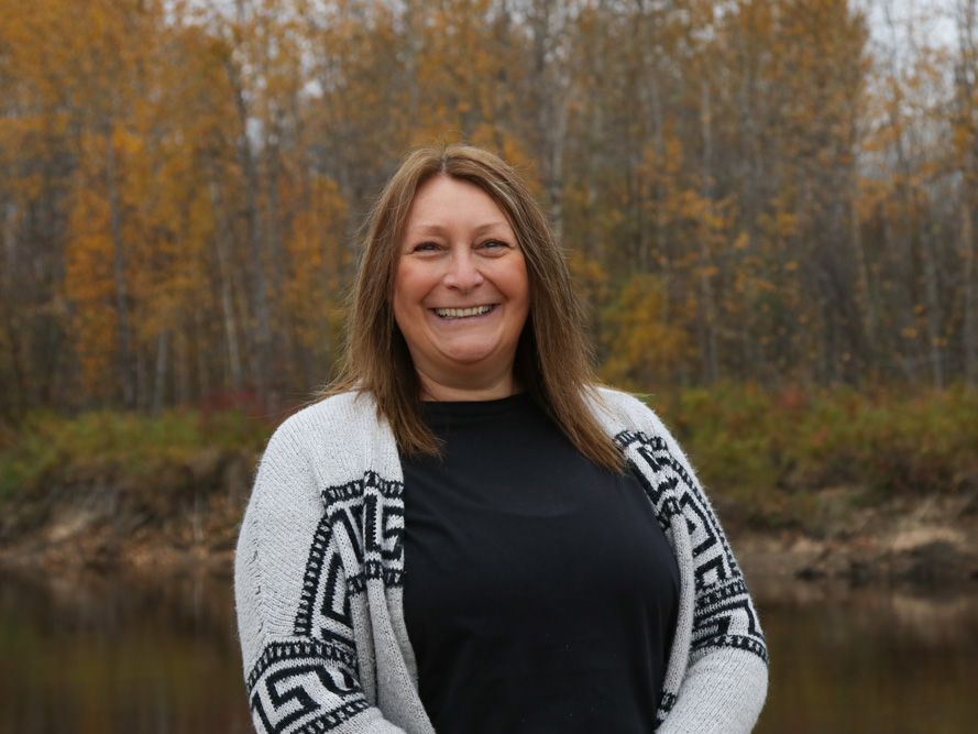 First Nation staffer offers a familiar face to COVID19 patients Fort