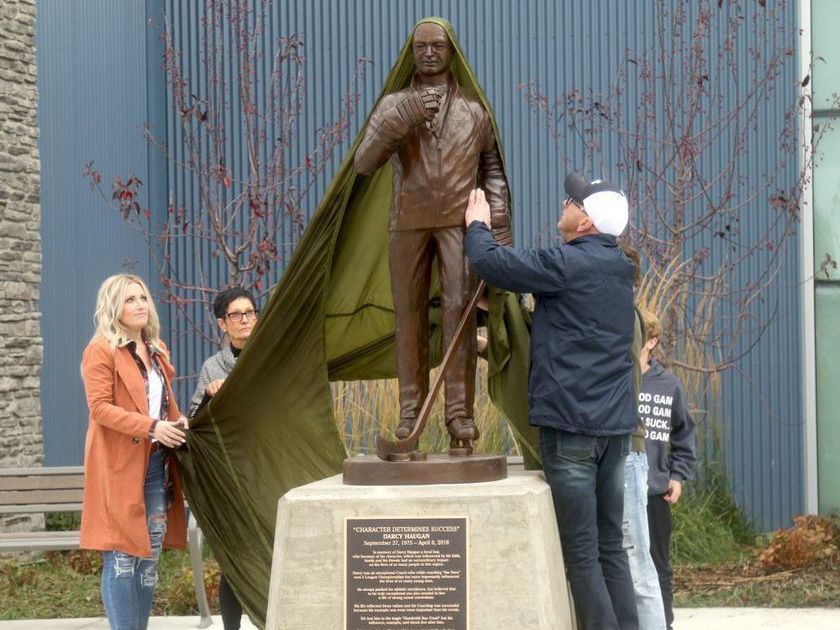 Darcy Haugan Memorial Statue unveiled in Peace River to honour late ...