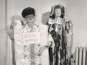 Children dressed up for the 1951 Rotary Halloween Frolic Costume Parade.
(Stratford-Perth Archives)