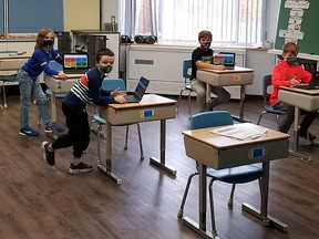 Learning continues in the classroom and virtually in Conseil scolaire catholique Nouvelon schools. Grades 3 and 4 students in M. Komi's class at Georges Vanier Catholic School (Elliot Lake) recently had fun reviewing math concepts using the dynamic learning platform. Supplied