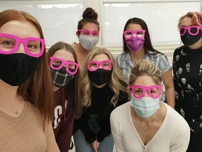 Students and staff at École secondaire catholique La Renaissance (Espanola)  put on their rose-coloured glasses in an effort to see life in a positive way and to appreciate the positive elements in their surroundings. Together, they prefer to see the positive and to remain optimistic about changes and new features in their life. La Renaissance students and staff remind us to keep smiling behind our masks and to be grateful for the little pleasures and joyful moments that surround us. Supplied