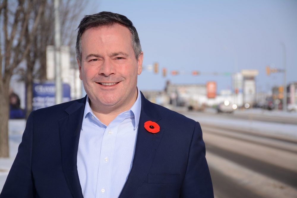 Jason Kenney explains need for gathering cap, vows Alberta won't
