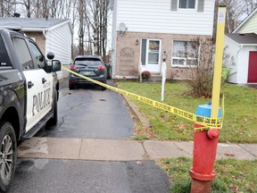 Police investigate a fatal stabbing at 30 Muriel Dr., in Sault Ste. Marie, Ont., on Friday, Nov. 13, 2020. (BRIAN KELLY/THE SAULT STAR/POSTMEDIA NETWORK)