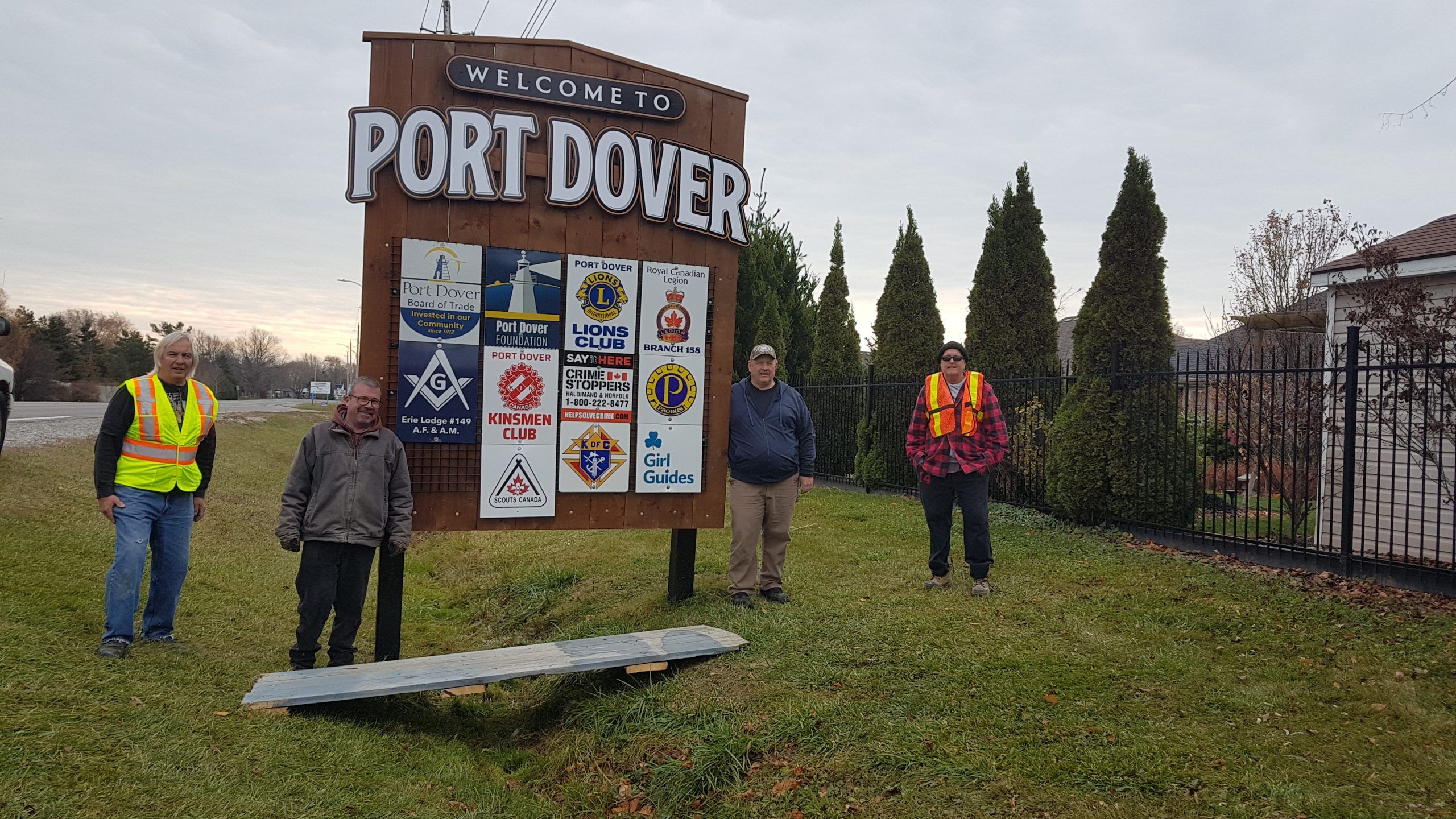 signs replaced in Port Dover Simcoe Reformer