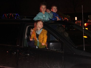 There were a lot of smiles at the parade, especially at the stop at Santa and Mrs. Claus' booth. Photo on Saturday, November 28, 2020, in Cornwall, Ont. Todd Hambleton/Cornwall Standard-Freeholder/Postmedia Network