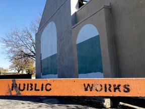 A planned mural on the soon-to-be-former Brockville Tourism building remains in its early stages. (RONALD ZAJAC/The Recorder and Times)