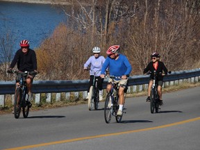 Cyclists on the Long Sault Parkway on Sunday morning. Photo on Sunday, November 8, 2020, in Long Saultl, Ont. Todd Hambleton/Cornwall Standard-Freeholder/Postmedia Network