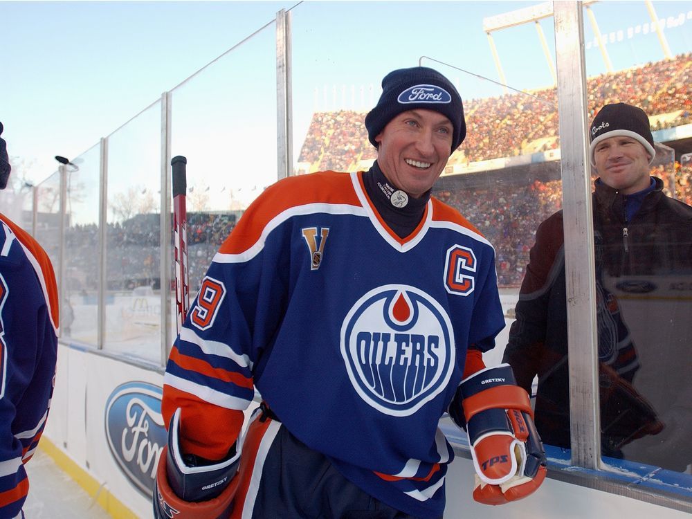 Gretzky's NHL goal recordtying stick available to highest bidder