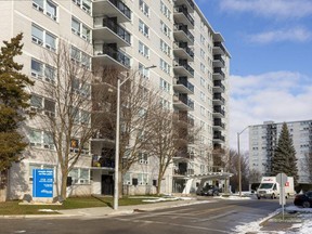 A large COVID-19 outbreak has been reported by the Middlesex-London Health Unit at two apartment buildings at 112 and 114 Arbour Glen Cres. in London. (Mike Hensen/The London Free Press)