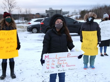 Nurses and health-care professionals held a rally in Sudbury, Ont. on Friday December 4, 2020. John Lappa/Sudbury Star/Postmedia Network