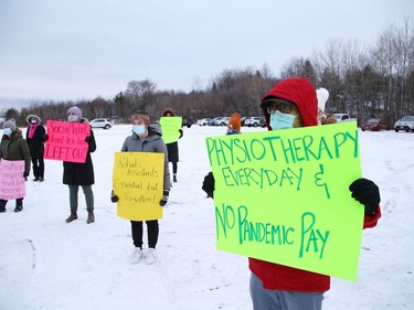 Nurses and health-care professionals held a rally in Sudbury, Ont. on Friday December 4, 2020. John Lappa/Sudbury Star/Postmedia Network