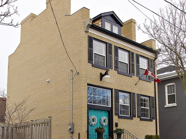 Dan and Carol Lyn Brown have built a replica Ð at least on the outside Ð of the historic Mackenzie House in Toronto, the last home of William Lyon Mackenzie, on Sheridan Street in Brantford, Ontario. Brian Thompson/Brantford Expositor/Postmedia Network