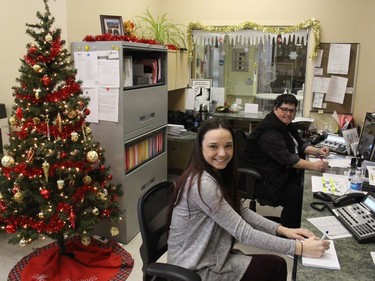 Laurie Larocque (foreground) and Sue Poirier at the HGMH business office. Photo on Tuesday, December 22, 2020, in Alexandria, Ont. Todd Hambleton/Cornwall Standard-Freeholder/Postmedia Network