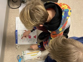 Grade 5 students at Southpointe School in Fort Saskatchewan have been given the chance to experiement with STEM kits provided by Dow Canada. Photo Supplied by Carole Bossert