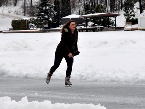 Ottawa's Courtney Edwards takes a solo turn on a skating oval on Big Rideau Lake after Skate the Lake races were cancelled in Portland on Jan. 26, 2020. (FILE PHOTO)