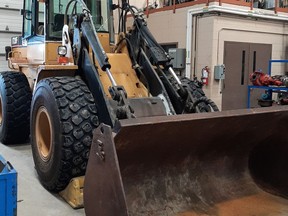 This front loader is among the used pieces of heavy equipment Newmont Porcupine has donated to Collège Boréal over the years. It is used by students in the heavy equipment programs at the Timmins campus to apply knowledge they acquired in the classroom.

Supplied