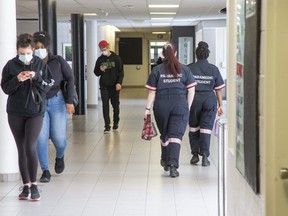 Students walk the halls of Fanshawe College in London, Ont. on Monday September 21, 2020. More that 5,000 students attended Fanshawe College on it's first day of classes for the 2020/21 year. (Derek Ruttan/The London Free Press)