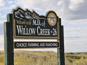 Nanton-MD of Willow Creek sign-low res