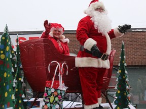 The proposed Santa Claus parade drive in Sundridge is off to a positive start. Not only has the local town council donated $2,000 to kick off the fundraising portion from area municipalities, Lakeland Holding Limited is also contributing $1,000 as a contribution from the business community.
Nugget File Photo