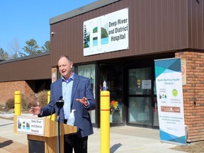 Renfrew-Nipissing-Pembroke MPP John Yakabuski, Minister of Forestry and Natural Resources, was in Deep River March 19 to officially announce 86 new long-term care beds and the redevelopment of 10 beds at the Four Seasons Lodge for the creation of a new 96-bed long-term care facility near the Deep River and District Hospital.