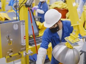 In a virtual event held today, Bruce Power and Kinectrics celebrated the grand opening of Kinectrics’ fully operational laundry facility in Teeswater which is creating and sustaining jobs in the community of South Bruce.