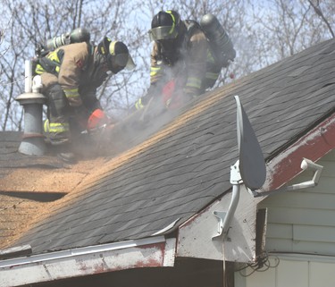 Firefighters battle fire at 93 North St., in Sault Ste. Marie, Ont,. on Saturday, April 17, 2021. (BRIAN KELLY/THE SAULT STAR/POSTMEDIA NETWORK)