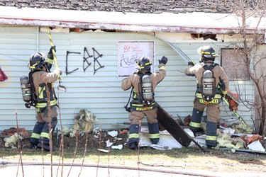 Firefighters battle fire at 93 North St., in Sault Ste. Marie, Ont,. on Saturday, April 17, 2021. (BRIAN KELLY/THE SAULT STAR/POSTMEDIA NETWORK)