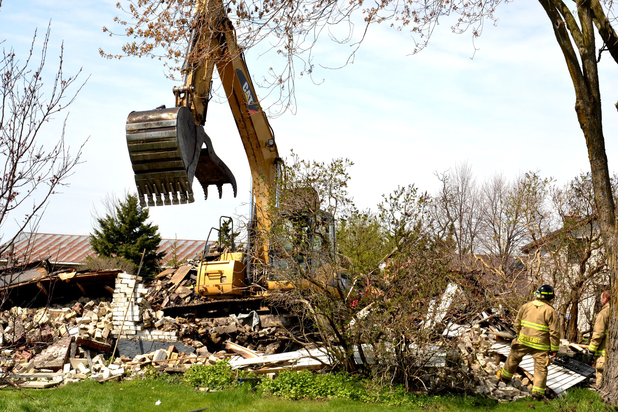 Home torn down following Monday morning Shakespeare house fire The