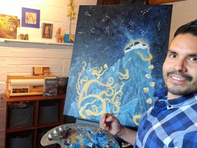 Local Beaumont artist Ricardo Copado at work in his studio.
(Supplied by Artists' Association of Beaumont)
