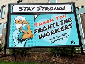 A sign encouraging front-line health-care workers in the COVID-19 pandemic is seen near the staff entrance to Brockville General Hospital on Friday afternoon. (RONALD ZAJAC/The Recorder and Times)