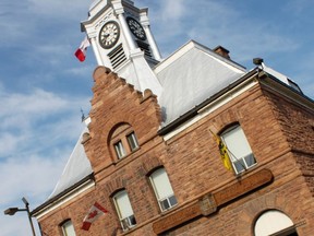 Pembroke city hall