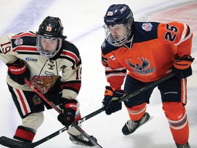 Photo supplied
Blind River Beavers Noah Minns and Soo Thunderbirds Michael Chaffay face off in the on Saturday at the Blind River Community Centre.