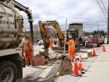 Repairs to water service closed both west bound lanes on Lorne Street, from Haig to Edna Streets in Sudbury, Ont. on Friday April 30, 2021. John Lappa/Sudbury Star/Postmedia Network