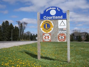 A community services sign welcomes visitors to Courtland. (Chris Abbott/Norfolk & Tillsonburg News)