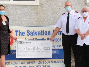 Wetaskiwin Seasons Retirement Communit's Leasing and Fun manager kandis MacDougall recently presented Wetaskiwin Salvation Army Majors Don and Elizabeth Grad with a $2,000 donation to support their efforts in the community.