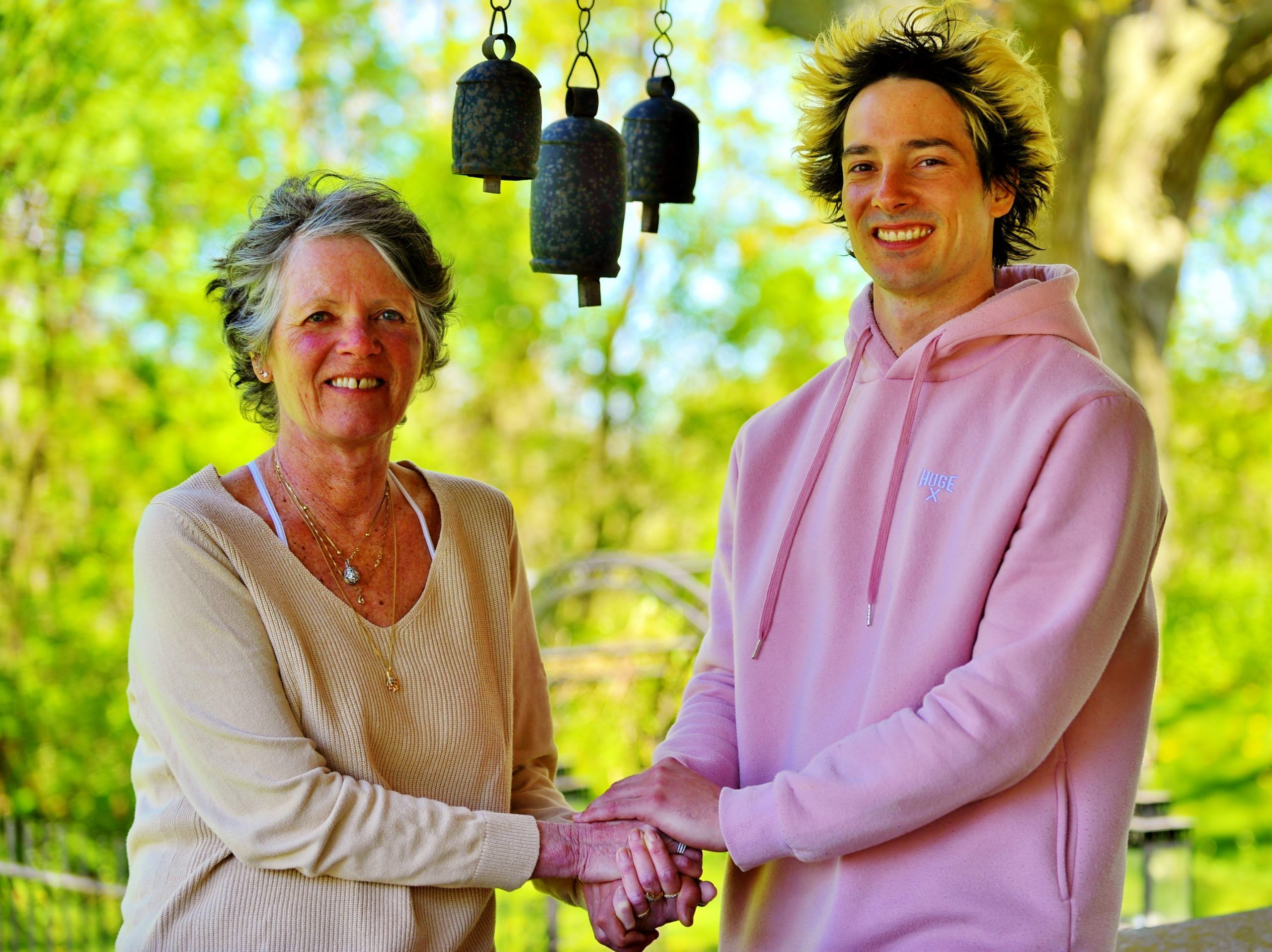 Naturist Family: A Celebration Of Body Confidence And Family Bonds - al85l2a